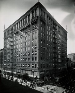 Facing southwest at the corner of Broadway and West Fifth Street in Downtown Los Angeles looking down on the Fifth Street Store and Berlands