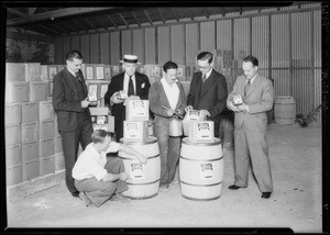 Salesmen with new labels, Vernon, CA, 1934