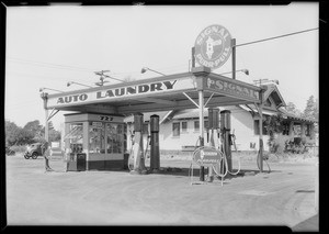 Purr-Pull gas stations, Southern California, 1931