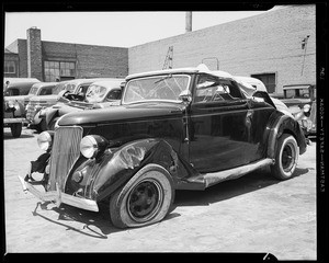 1936 Ford coupe, Bergman owner, 1929 Ford sedan, 3715 South Broadway Place, Los Angeles, CA, 1940