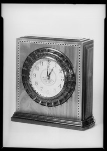 Radio clock, Southern California, 1934