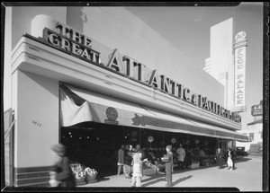 Exterior of Food Palace on 5413 Wilshire Boulevard, Los Angeles, CA, 1935