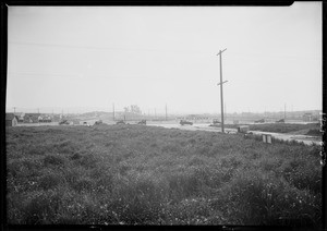 Auto travel past Pico Boulevard, Southern California, 1927