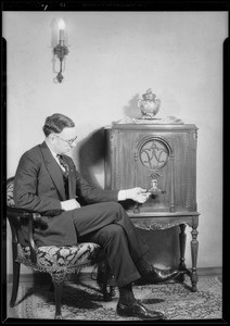 Walter M. Fagan & radio, Southern California, 1930