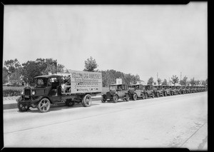 Parade of yellow cabs, Yellow Cab Co., Southern California, 1927