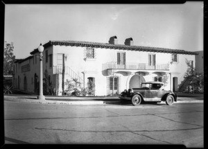 Apartments at Grace Avenue and Franklin Avenue, Los Angeles, CA, 1928