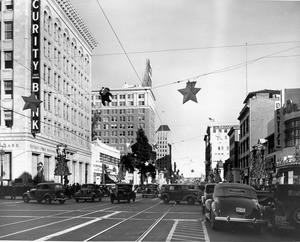 Looking down the traffic jammed streets of Hollywood Boulevard from the intersection of Cahuenga Boulevard, ca.1936-1958