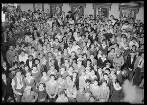 Crowd of newsboys at Hill Street theater, Los Angeles, CA, 1929