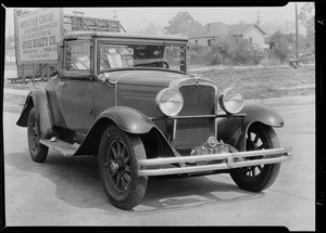 Wrecked Nash at 218 North Virgil Avenue, Los Angeles, CA, 1929