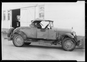 Chrysler at serve-all garage, Hartford Insurance Co., Southern California, 1933