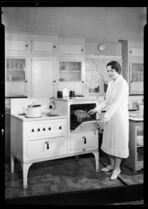 Cooking demonstration, Hollywood store, Southern California, 1932