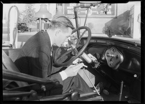 Publicity at service station in Beverly Hills, CA, 1930