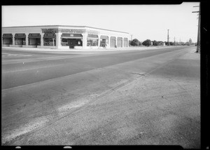 Intersection of Telegraph Road and San Gabriel Boulevard and Pierce-Arrow truck, Southern California, 1933