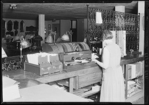 Posting machine, Lee-Gindery Furniture Co., 725 East Colorado Street, Glendale, CA, 1929