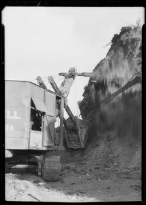 Trucking, L.J. Dowell Inc. - Contractors, Seattle, WA, 1932