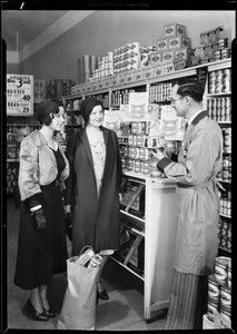 Selling Parfay in Safeway stores, Southern California, 1930