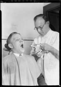 Dentist & Ace Hudkins, Southern California, 1927