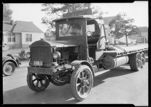 Truck - flat bed, Southern California, 1926