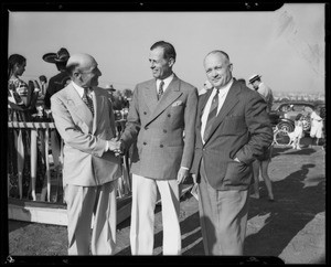 Opening of Beverlywood tract, Los Angeles, CA, 1940