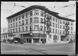 Pacific-Southwest Trust & Savings Bank - Pico & Grand Branch, 401 West Pico Boulevard, Los Angeles, CA, 1924