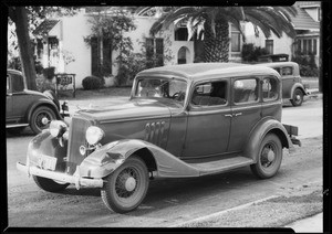 Pontiac sedan, Commercial Casualty, Southern California, 1935