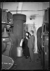 Prudence Penny, Mrs. Dodd, and Mr. Weaver in coffee roasting room, Southern California, 1935