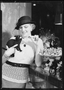 Olga Baclanova of "Cat & Fiddle" & rum toffee, Southern California, 1932