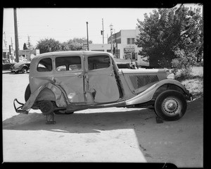 1934 Ford sedan, owner Cook at 7727 Santa Monica Boulevard, West Hollywood, CA, 1940