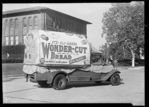 Wonder-cut Bread truck, Southern California, 1931