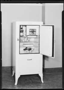 O'Keefe & Merritt refrigerator, May Co., Southern California, 1931