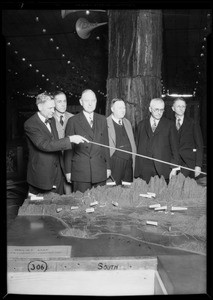 Mayor Porter etc. at California land show, Southern California, 1930