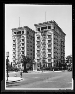 Bryson Apartments, 2701 Wilshire Boulevard, Los Angeles, CA, 1933