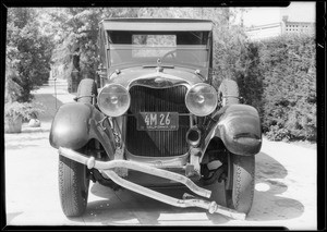 Lincoln sedan, Universal Auto Insurance, Southern California, 1933