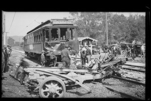 Street car & truck wreck on Cahuenga Pass, Los Angeles, CA, 1924