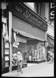 Standard Cloak & Suit House, 523 South Broadway, Los Angeles, CA, 1931