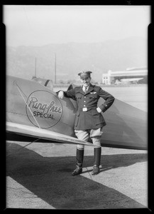 Roscoe Turner and "ring free" ship, Southern California, 1933