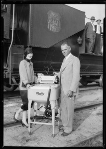 Trainload of Maytag washing machines, Southern California, 1926