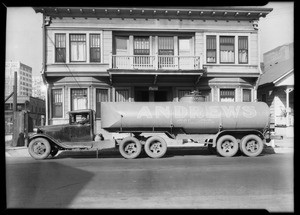 Andrews Oil Co. truck, Southern California, 1932