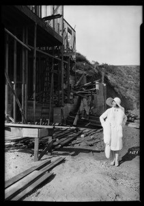 Castellammare tract, Miss Jackelyn Lee, Southern California, 1926