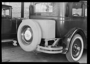 Tire and trunk cover, Southern California, 1930