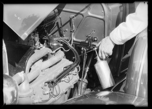 Pontiac V8 motor, Southern California, 1932