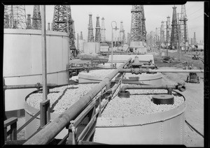 Tanks at Santa Fe Springs, CA, 1929