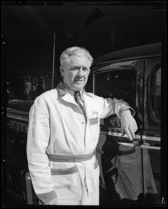 Eddie Peebles Service Station, East 6th & Maple Avenue, Los Angeles, CA, 1940