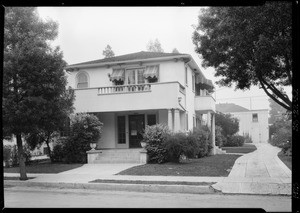 1726 North Mariposa, Southern California, 1925