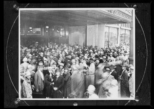 Groups for composite of crowd, Southern California, 1930