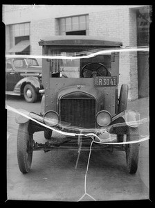 Cooperative Ford delivery car, Southern California, 1935