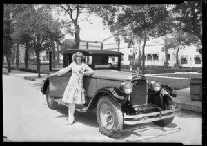 Esther Ralston and "HOP" 8 coupe, Southern California, 1927
