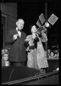 Mayor Porter and Jeanette McDonald, fashion show opening, Southern California, 1930