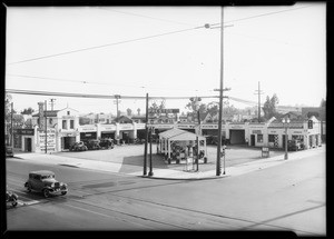 Independent service station, Southern California, 1932