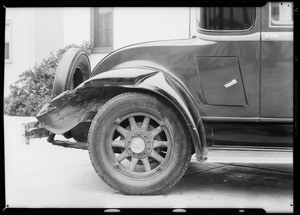 Oakland coupe, Southern California, 1932